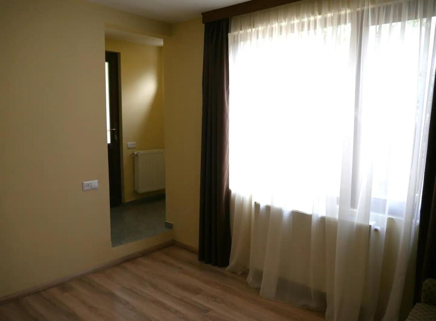 Luxury Apartment At Pirosmani 22 In Central Borjomi Room photo